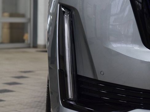 Used 2023 Cadillac Escalade Sport w/ LPO, ONYX Package image 14