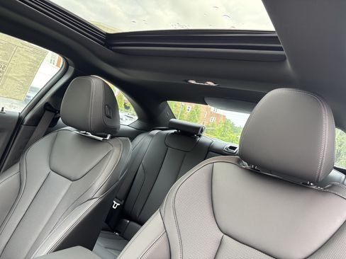 Used 2026 BMW 230i Coupe w/ Premium Package RWD image 19
