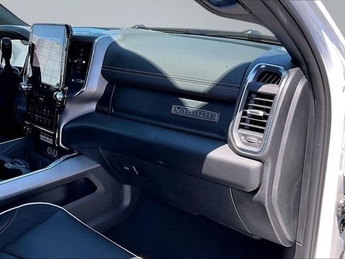 New 2026 RAM 3500 Laramie AWD/4WD image 17