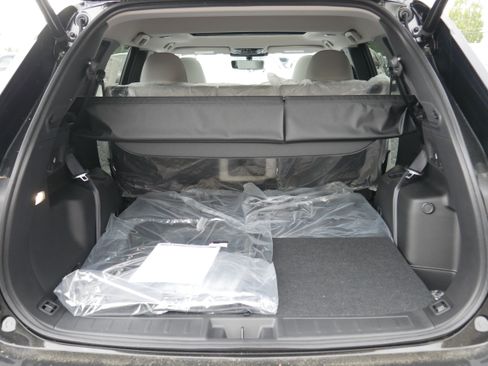 Used 2025 Mitsubishi Outlander AWD image 6