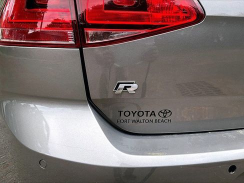 Used 2016 Volkswagen Golf R 4-Door w/ Driver Assistance Package AWD/4WD image 21