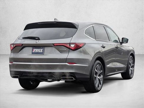 Used 2023 Acura MDX SH-AWD w/ Technology Package image 5