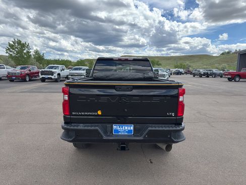 Used 2021 Chevrolet Silverado 2500 LTZ w/ Carhartt Edition AWD/4WD image 27