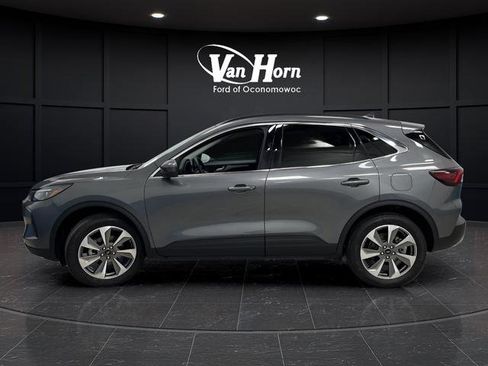 Used 2025 Ford Escape Platinum image 12