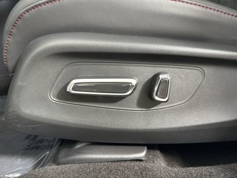 Certified 2025 Acura ADX A-Spec image 23