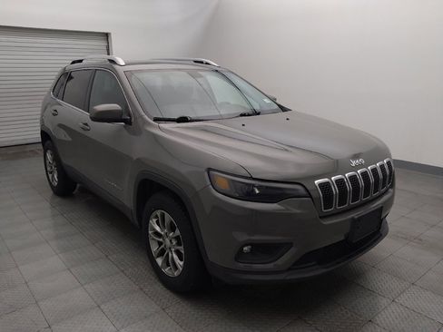 Used 2019 Jeep Cherokee Latitude Plus w/ Cold Weather Group image 13