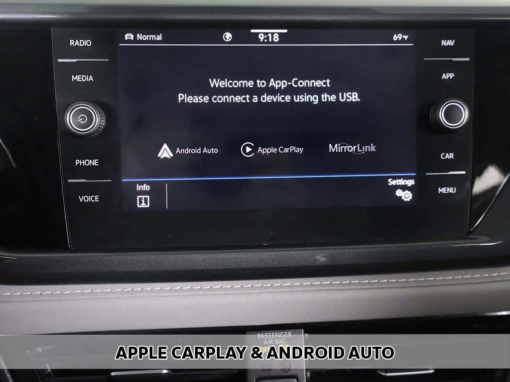Used 2023 Volkswagen Taos SEL AWD/4WD image 9