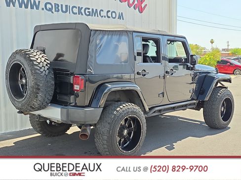 Used 2015 Jeep Wrangler Unlimited Sahara w/ Max Tow Package AWD/4WD image 7
