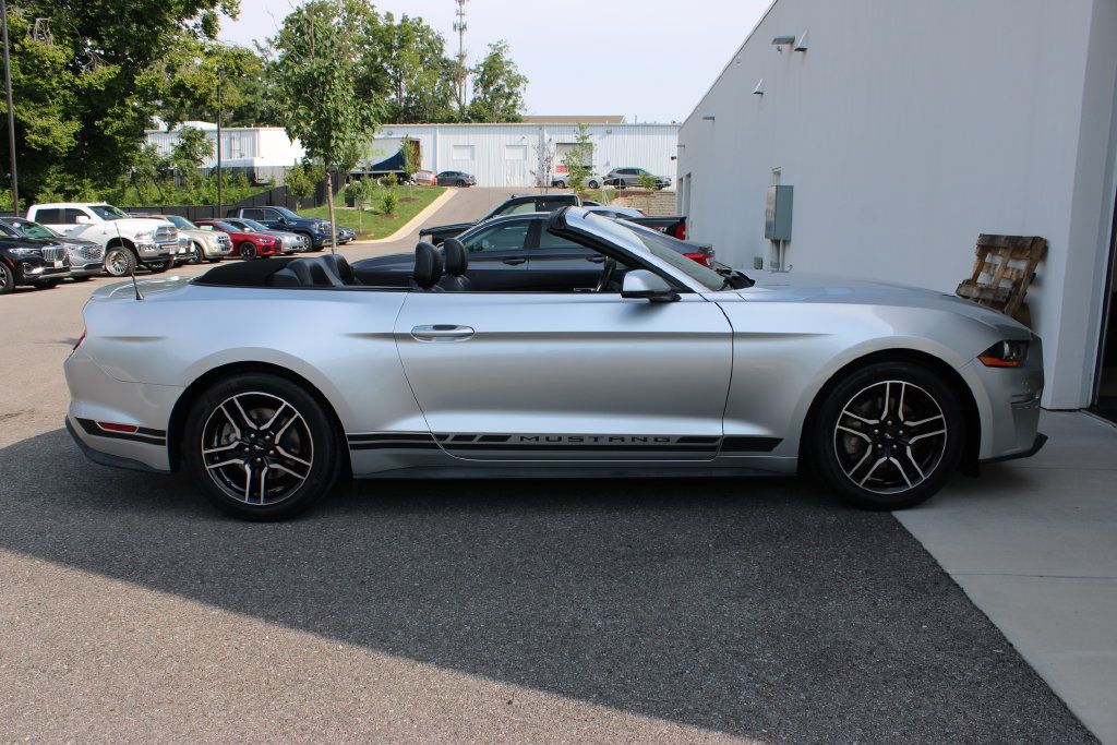 Used 2019 Ford Mustang Premium RWD image 39