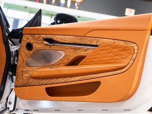 Used 2024 Aston Martin DB12 Convertible RWD image 43