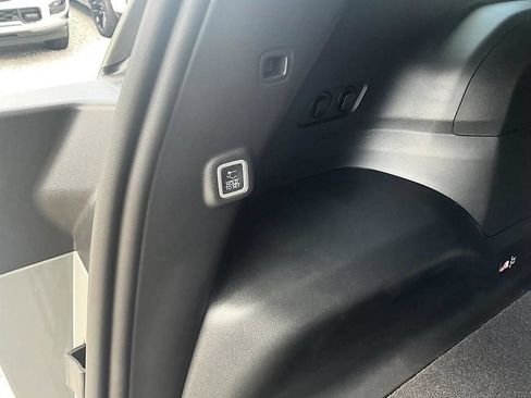 New 2026 Jeep Cherokee Limited AWD/4WD image 8