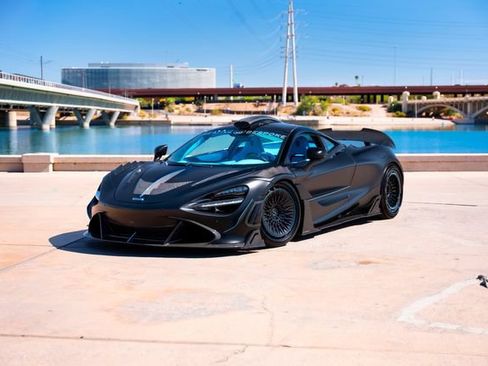 Used 2018 McLaren 720S Performance RWD image 13