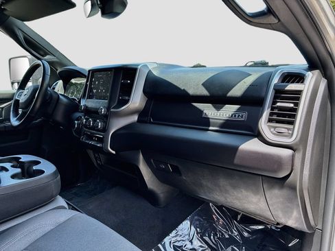 Used 2024 RAM 2500 Big Horn w/ Bed Utility Group AWD/4WD image 27