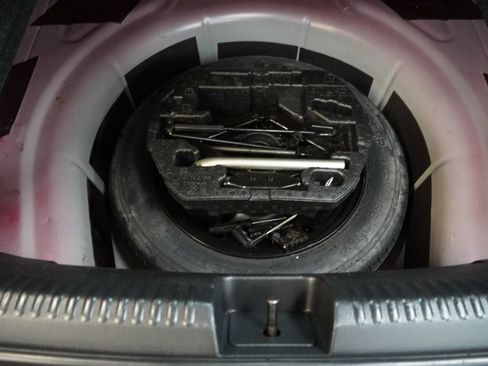 Used 2017 Volkswagen Jetta SE FWD image 11