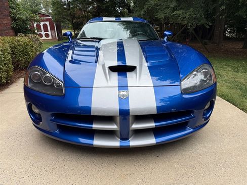 Used 2006 Dodge Viper SRT-10 image 10