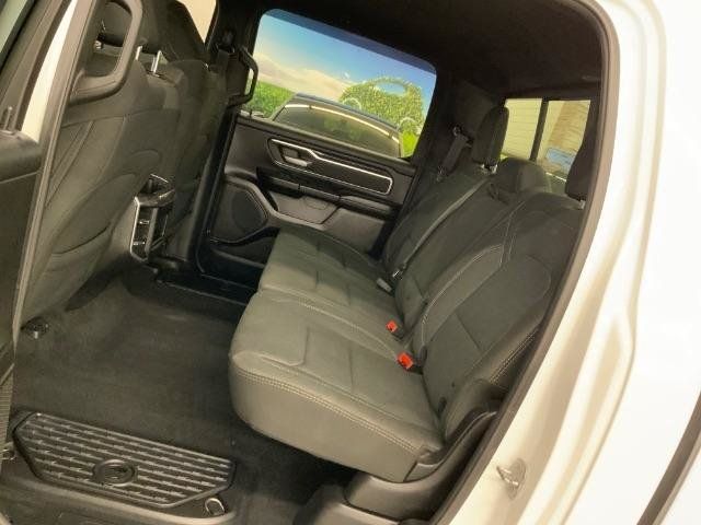 Used 2019 RAM 1500 Big Horn AWD/4WD image 12