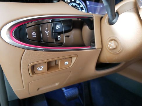 Certified 2023 Genesis GV70 2.5T w/ Advanced Package image 26