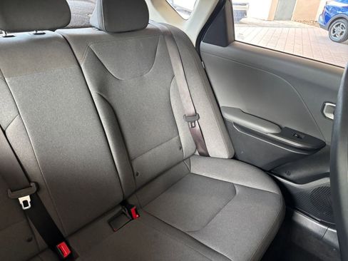 Used 2025 Kia K4 LXS FWD image 36