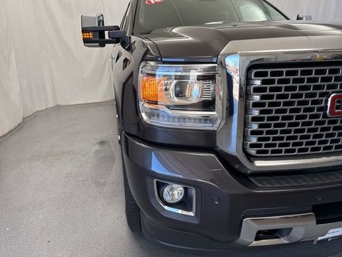 Used 2016 GMC Sierra 2500 Denali w/ Duramax Plus Package AWD/4WD image 2
