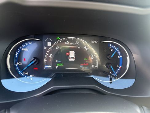 Used 2025 Toyota RAV4 Woodland Edition image 9