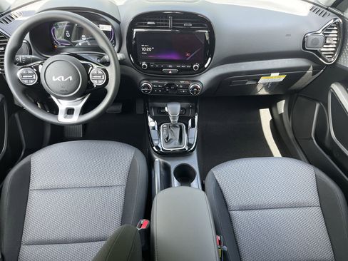 New 2025 Kia Soul S image 3