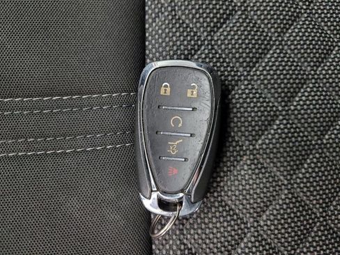 Used 2022 Chevrolet Blazer LT image 32