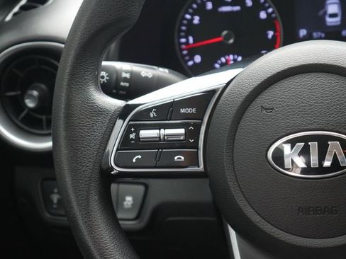 Used 2019 Kia Forte LXS FWD image 13
