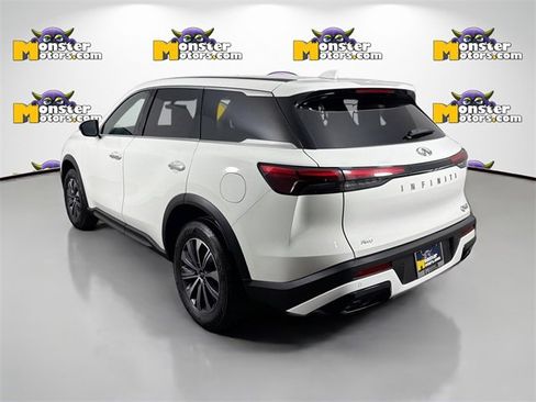 Used 2023 INFINITI QX60 Pure image 7