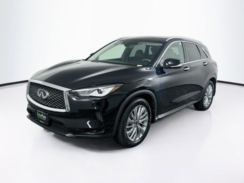 Used 2023 INFINITI QX50 Luxe FWD image 3