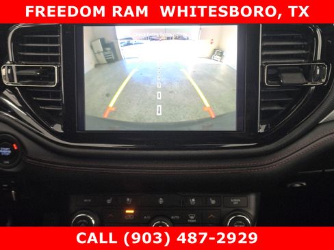 Used 2024 Dodge Durango GT image 12