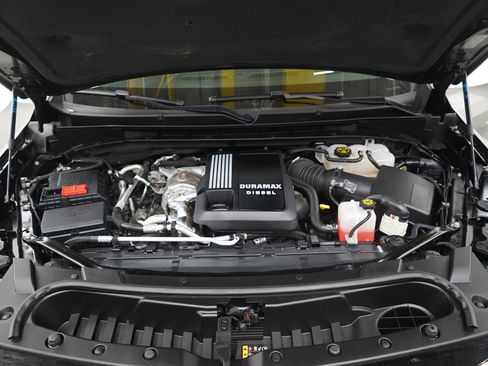 Used 2023 GMC Yukon XL Denali image 36