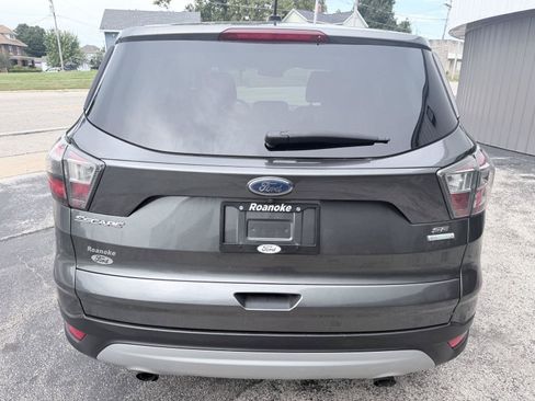 Used 2017 Ford Escape SE FWD image 26