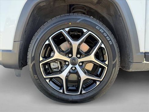 Used 2025 Jeep Compass Limited AWD/4WD image 27