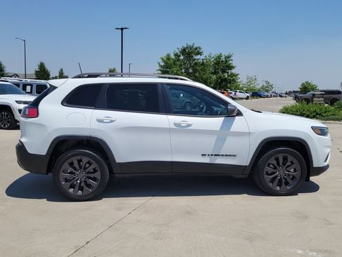 Used 2021 Jeep Cherokee Latitude Lux 80th Anniv w/ Quick Order Package 26U 80TH AWD/4WD image 2