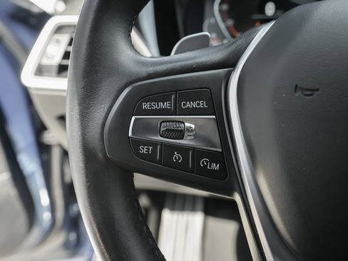 Used 2022 BMW 330i Sedan w/ Premium Package image 19