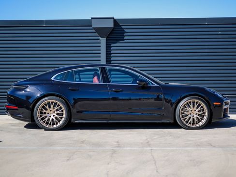New 2026 Porsche Panamera 4S image 8
