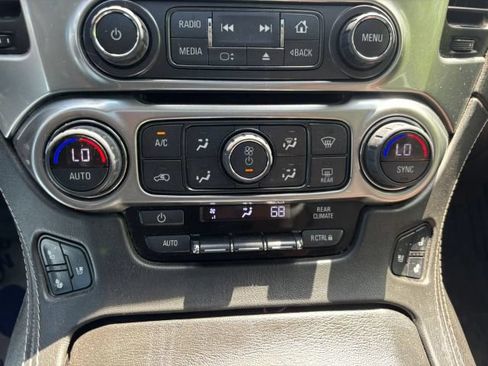 Used 2019 Chevrolet Tahoe Premier w/ Premier Plus Edition AWD/4WD image 27