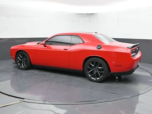 Used 2019 Dodge Challenger GT w/ Blacktop Package RWD image 10