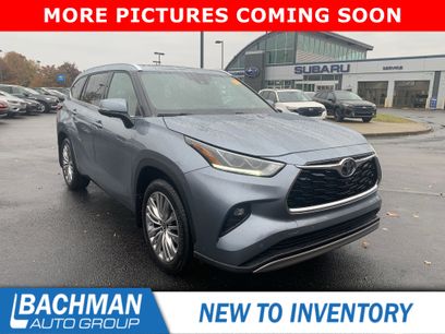 Used 2023 Toyota Highlander Platinum