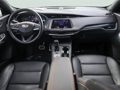 Used 2023 Cadillac XT4 Sport image 28