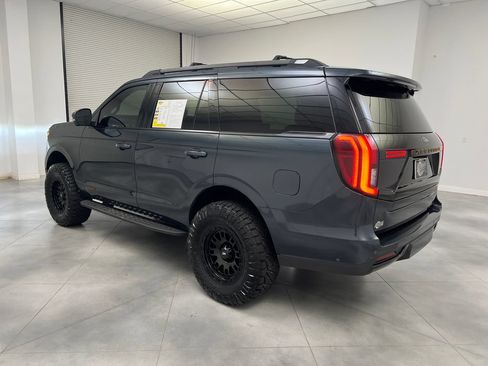 Used 2025 Ford Expedition Tremor AWD/4WD image 6