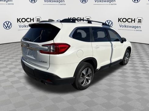 Used 2023 Subaru Ascent Premium w/ Convenience Package image 7