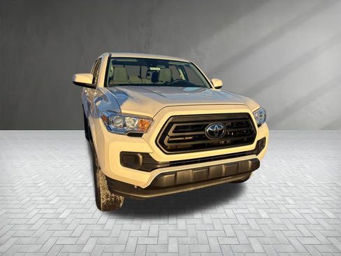 Used 2023 Toyota Tacoma SR w/ SR Convenience Package image 8