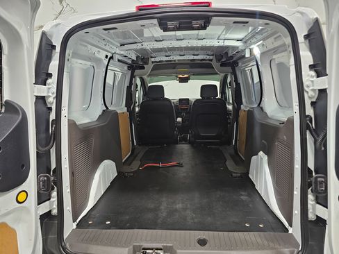 Used 2022 Ford Transit Connect XL FWD image 2
