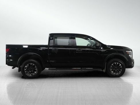Used 2020 Nissan Titan PRO-4X w/ Pro-4x Convenience Package image 6