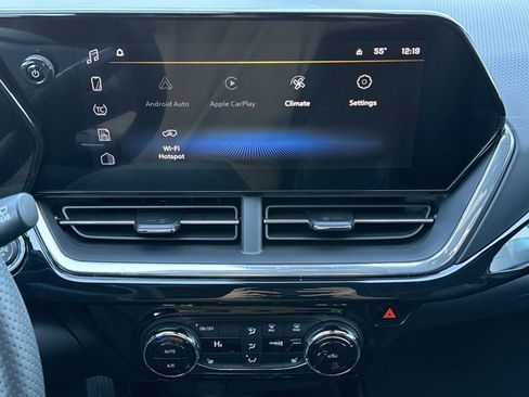 New 2026 Chevrolet Trax RS w/ Sunroof Package image 17