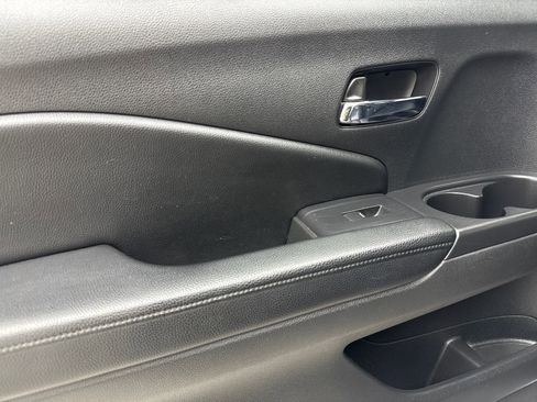 Used 2019 Honda Pilot Touring image 39