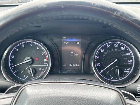 Used 2021 Toyota Camry SE FWD image 28