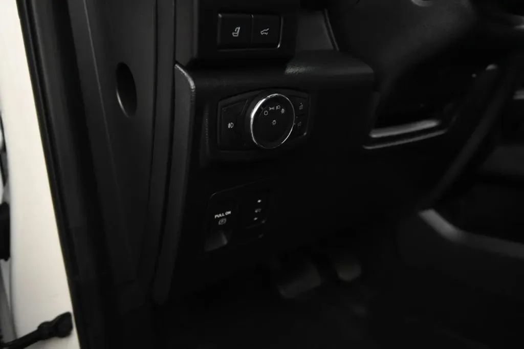 Used 2020 Ford Expedition King Ranch AWD/4WD image 32