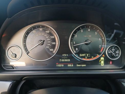 Used 2014 BMW 535i xDrive Sedan AWD/4WD image 31